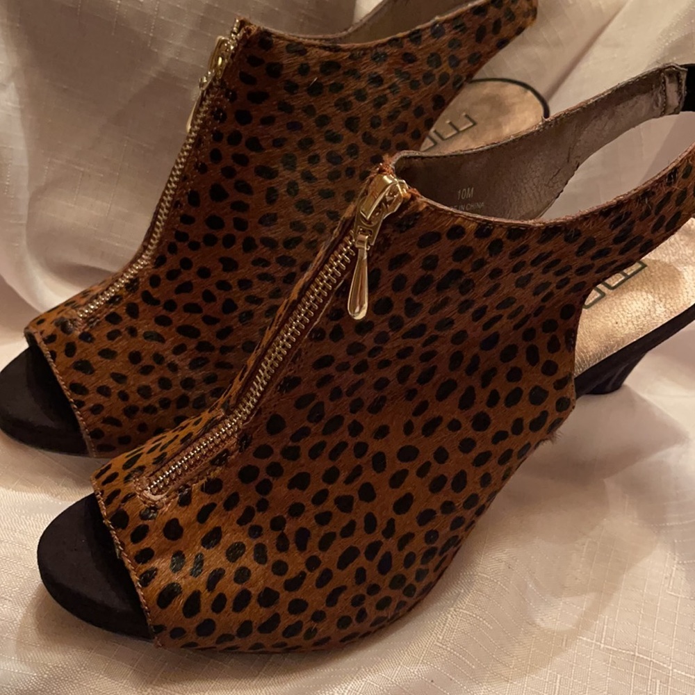 Moda leopard shoe size 10M - Picture 2 of 6